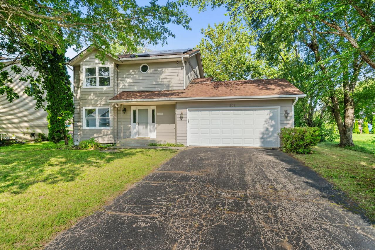 508 Pembroke Rd., Poplar Grove, IL 61065