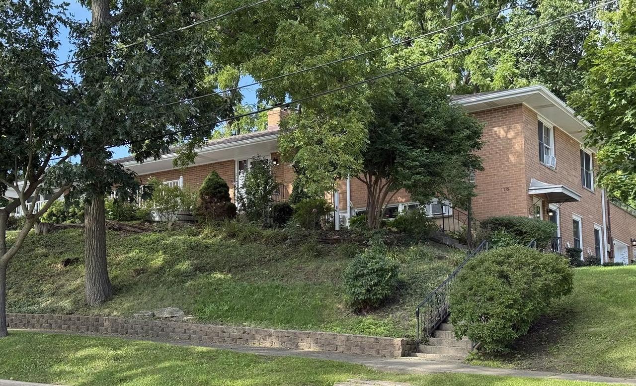 118 N 3rd St., West Dundee, IL 60118