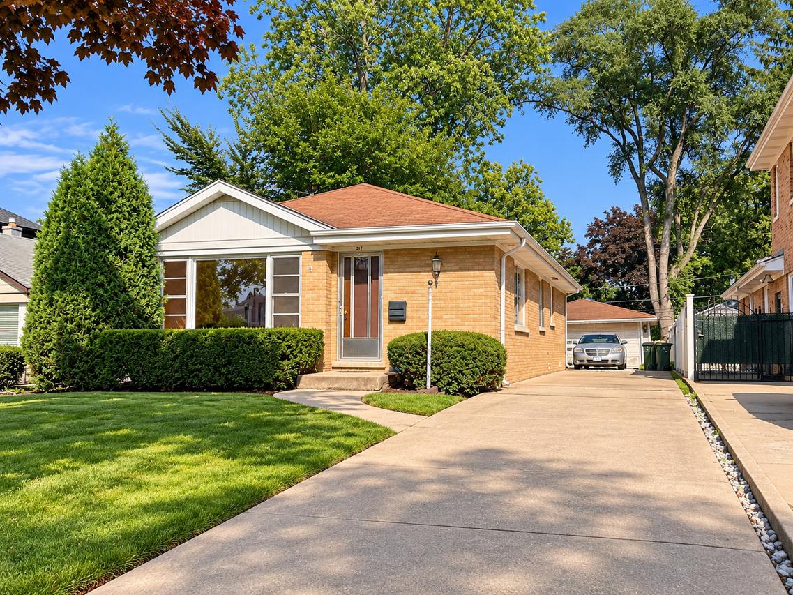 217 Lincoln St., Glenview, IL 60025