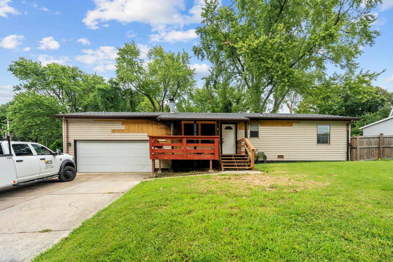 4 Brown Dr., Fairview Heights, IL 62208