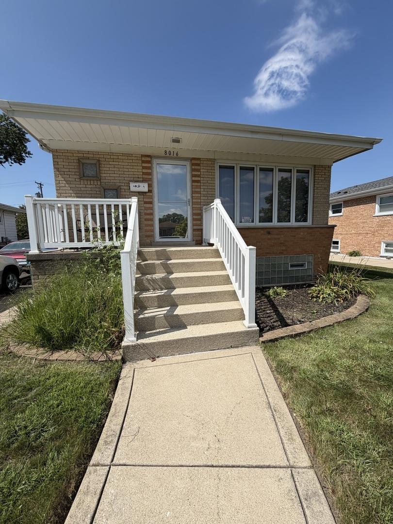 8016 Natchez Ave., Burbank, IL 60459