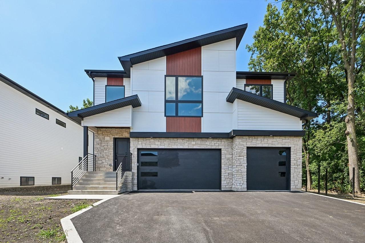134 Pine Ln., Wood Dale, IL 60191