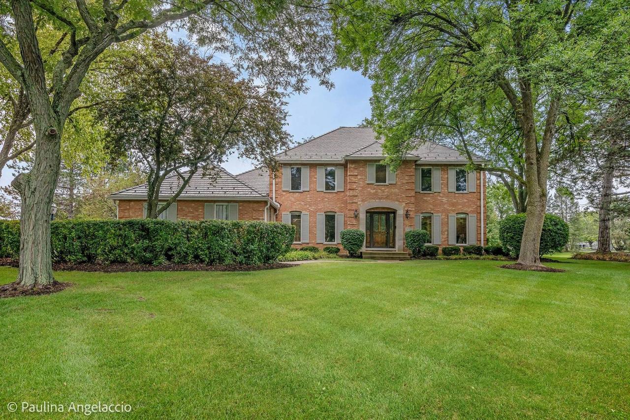 1853 N Braymore Dr., Inverness, IL 60010