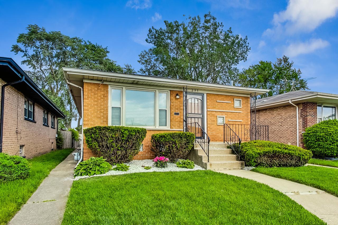 295 Prairie Ave., Calumet City, IL 60409
