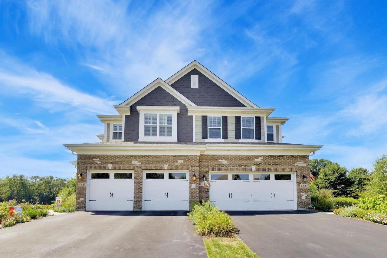 27W187 Breme Dr., Warrenville, IL 60555