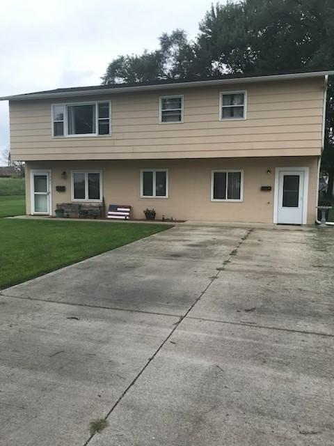 1221 Avenue A, Rochelle, IL 61068