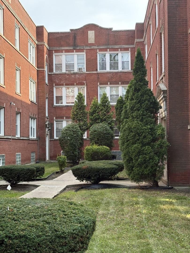 1303 E 71st Pl. #1N, Chicago, IL 60619