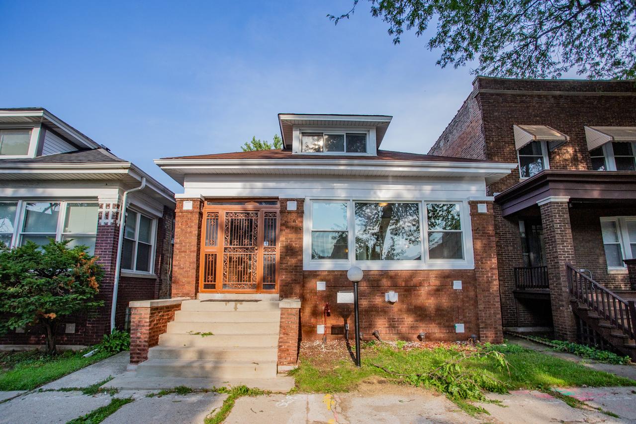 7521 S Champlain Ave., Chicago, IL 60619