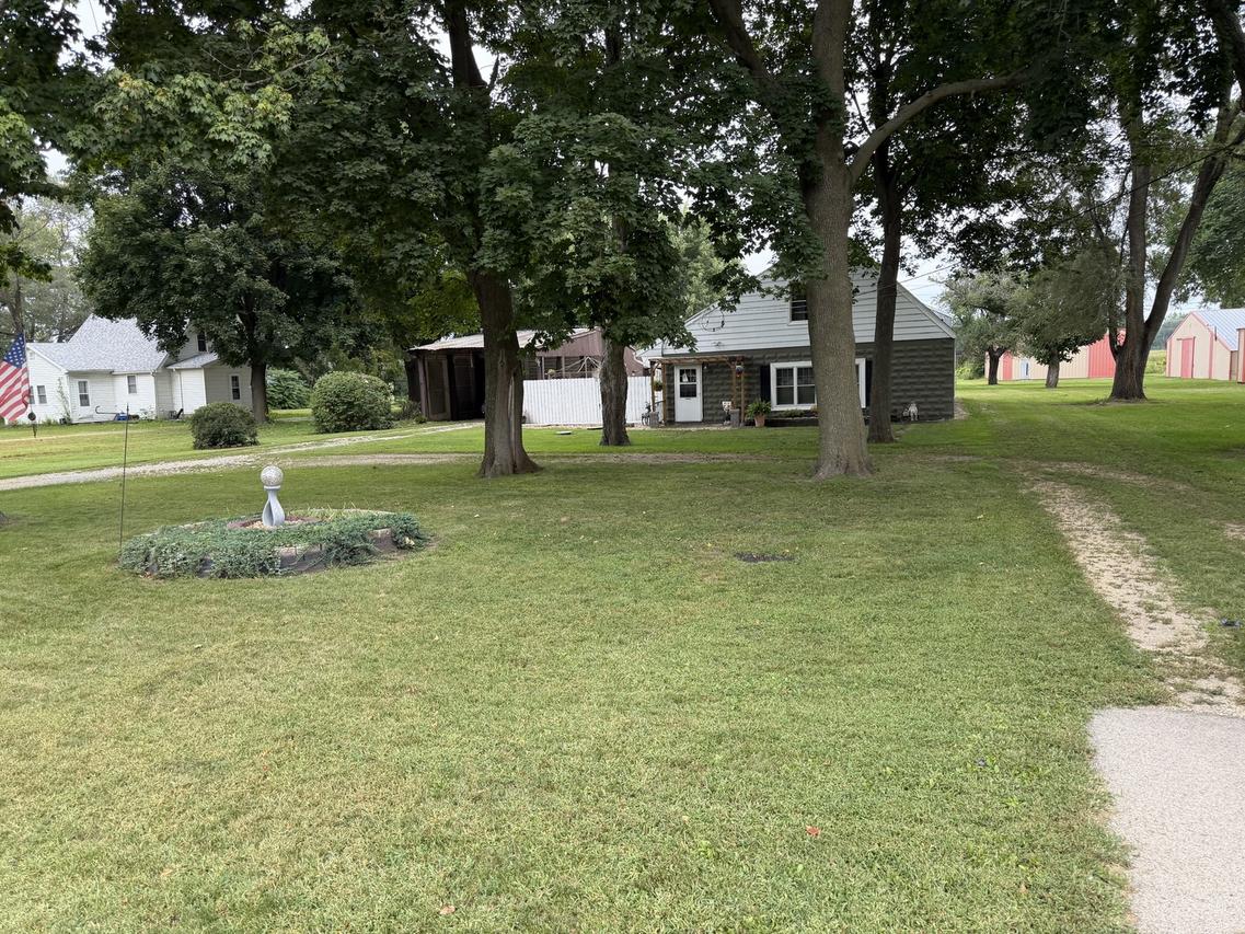 1713 E Rock Falls Rd., Rock Falls, IL 61071