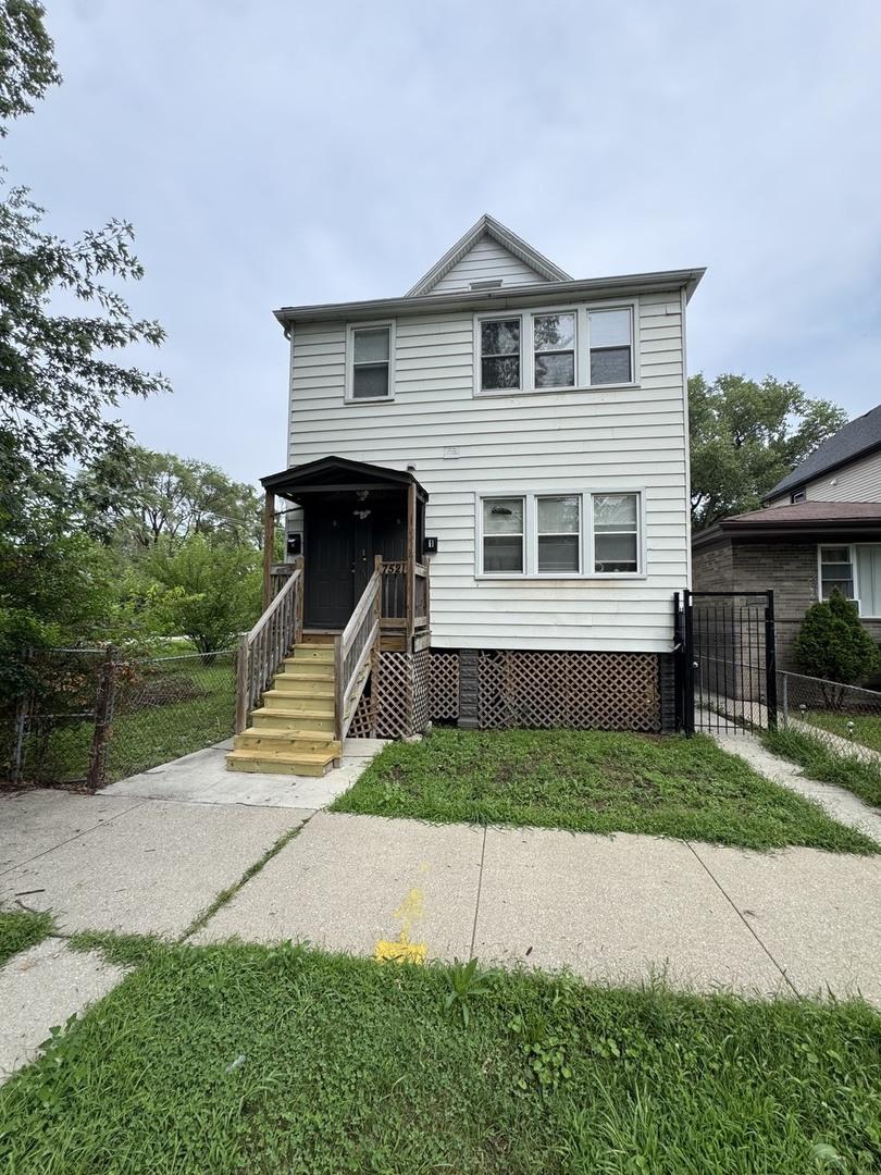 7521 S Ellis Ave., Chicago, IL 60619