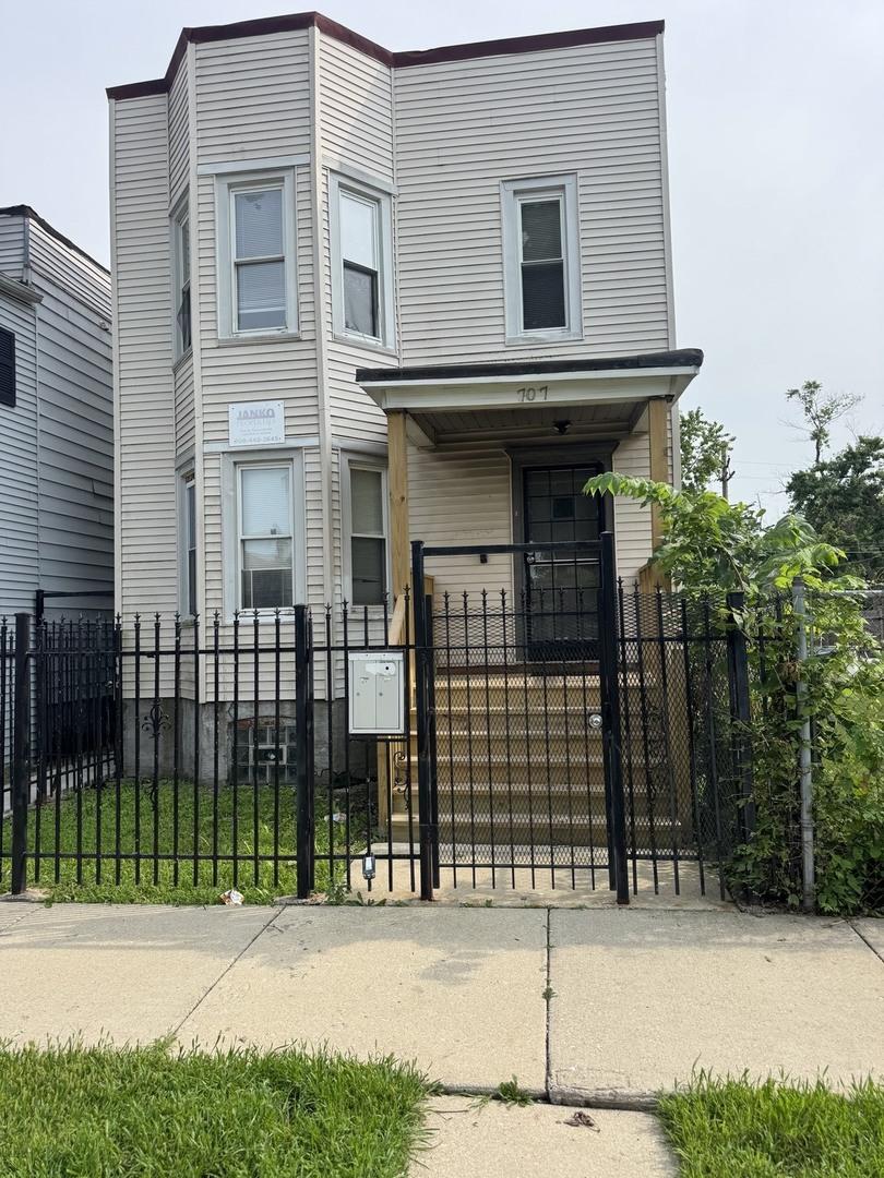 707 E 92nd Pl., Chicago, IL 60619