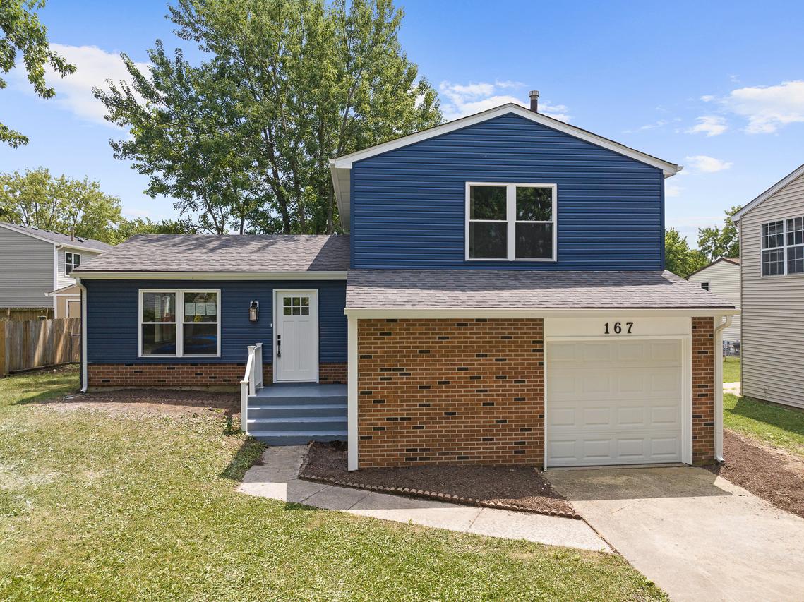 167 Glen Lake Dr., Bolingbrook, IL 60440