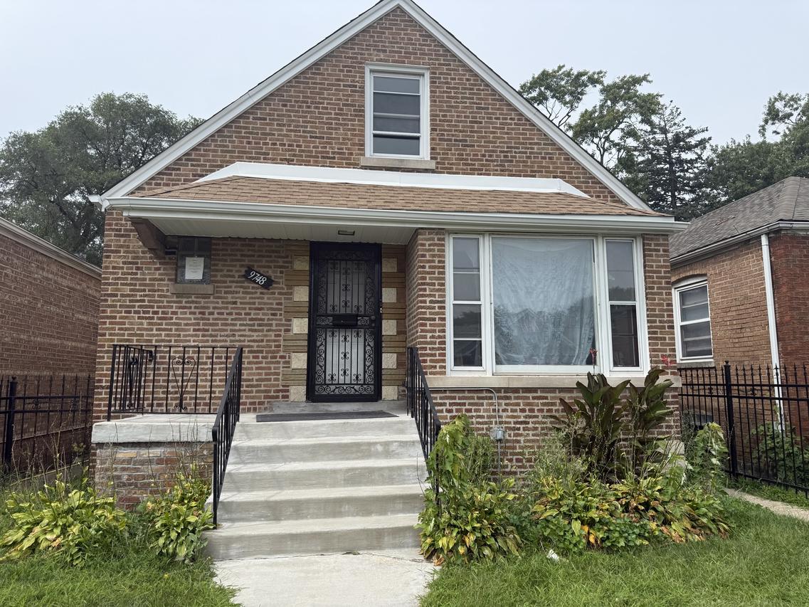 9748 S Ellis Ave., Chicago, IL 60628