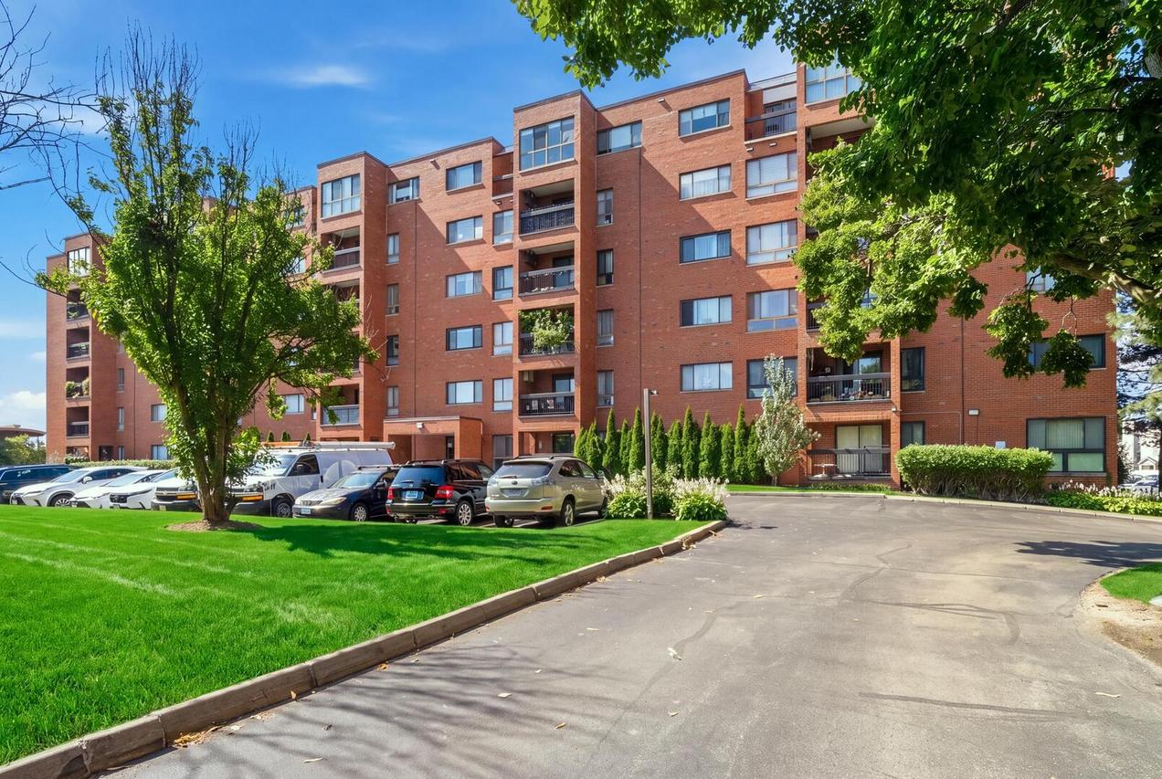 [Address Hidden by Seller], Glenview, IL 60025