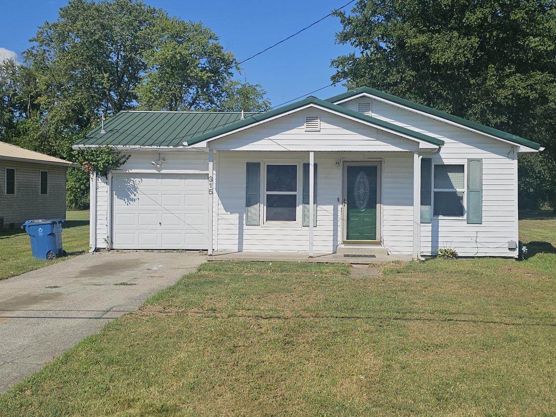 315 Marteeny St., Mt Vernon, IL 62864