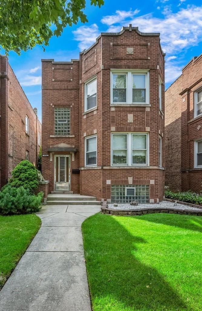 4984 N Major Ave., Chicago, IL 60630