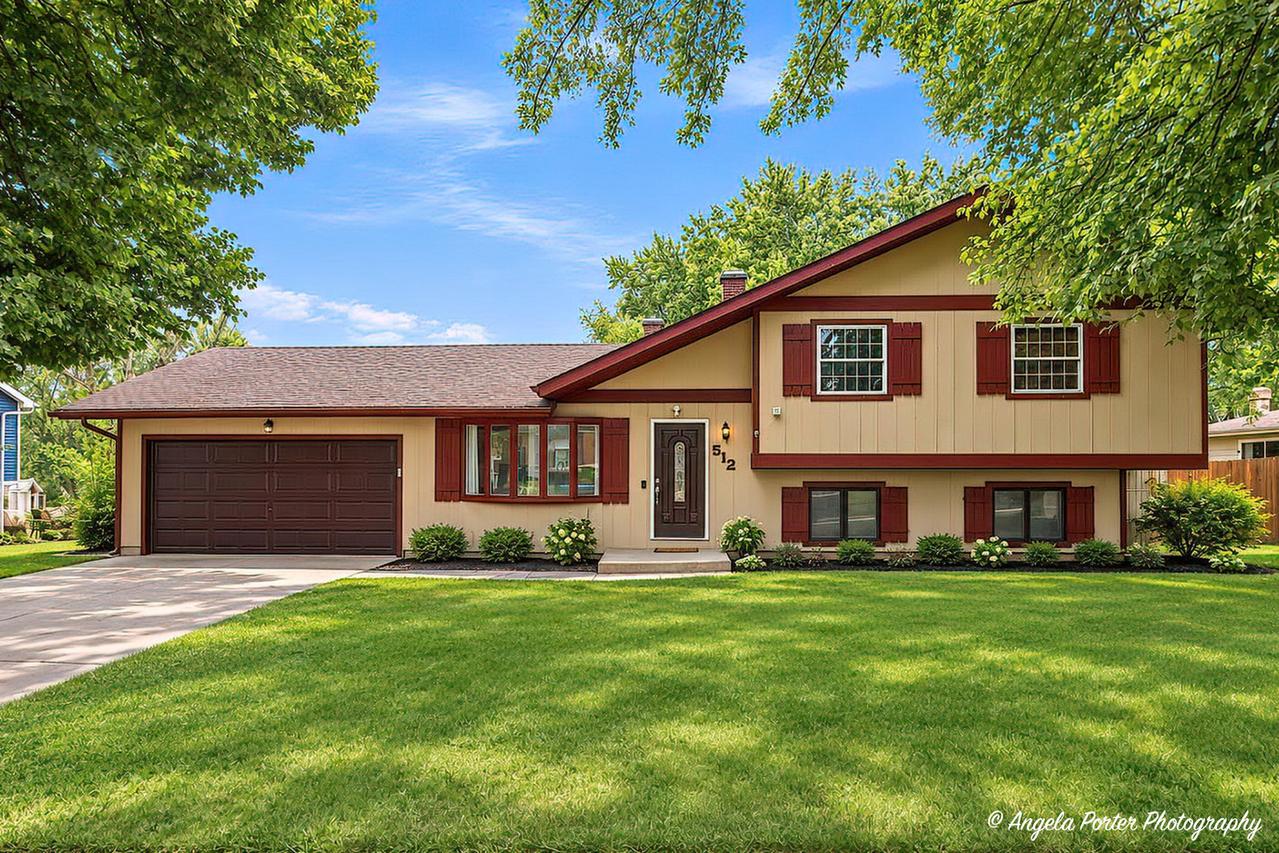 512 Silbury Ct., Mchenry, IL 60050