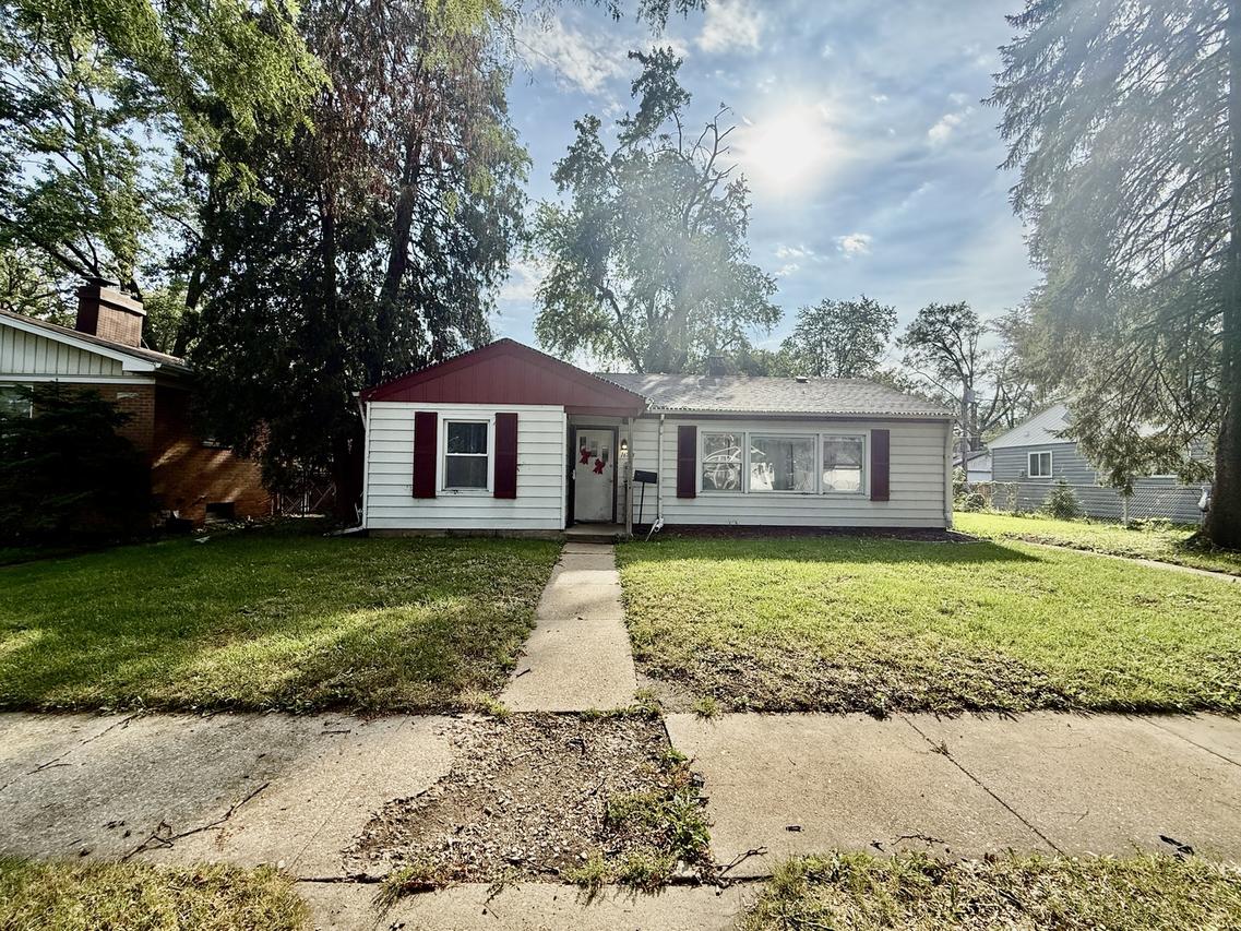 16733 Crane Ave., Hazel Crest, IL 60429