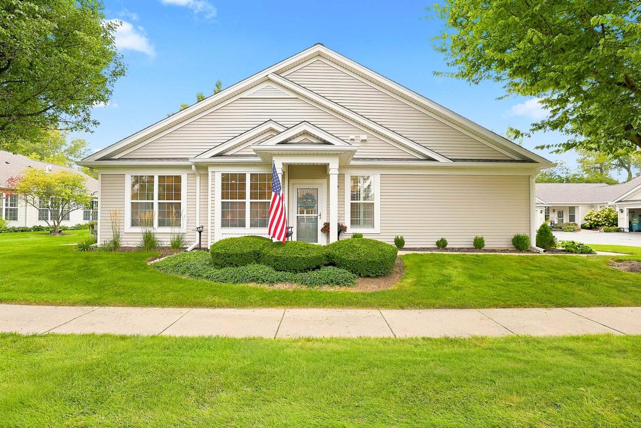 12551 Rock Island Tr., Huntley, IL 60142