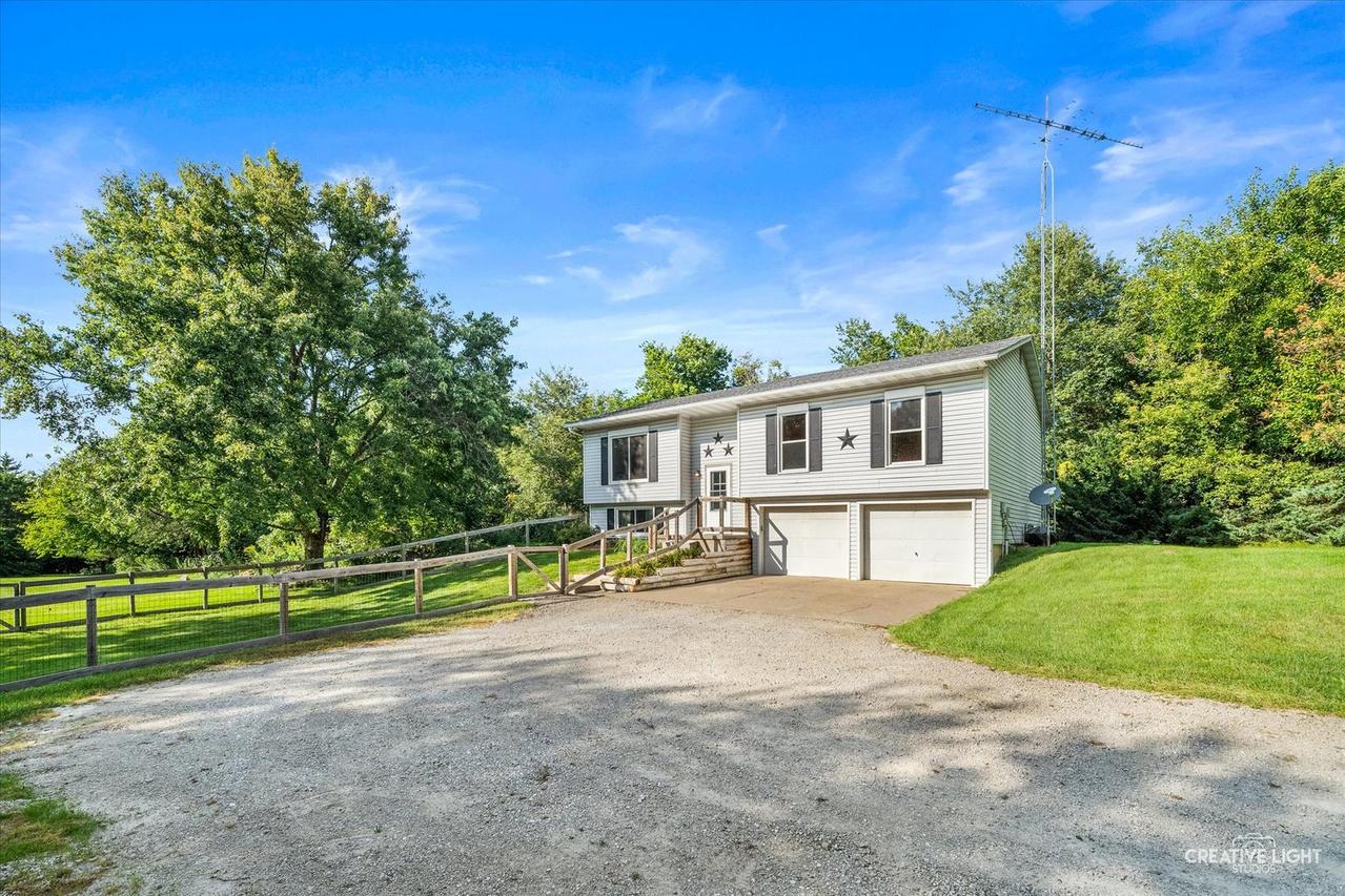 3716 E 2653rd Rd., Sheridan, IL 60551