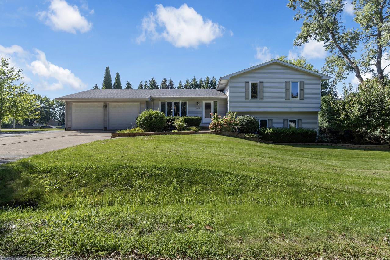 38604 N Magnolia Ave., Wadsworth, IL 60083