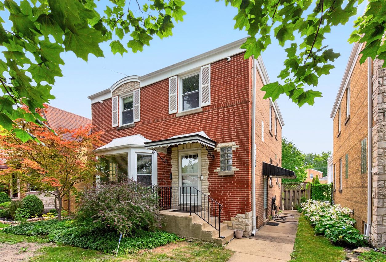 1851 N Natoma Ave., Chicago, IL 60707