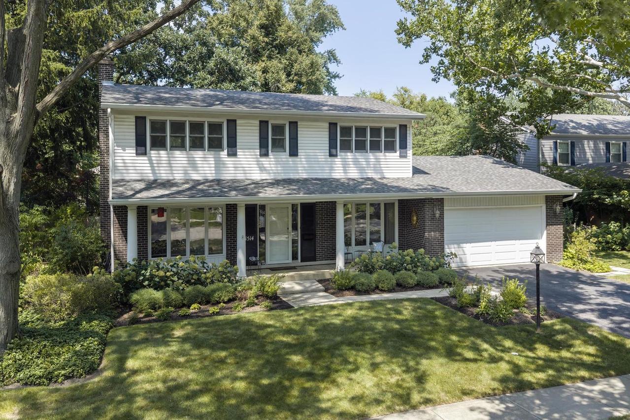 1514 Chapel Ct., Northbrook, IL 60062