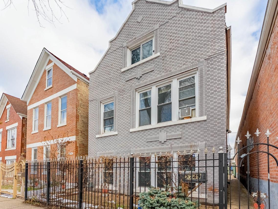 2749 S Trumbull Ave., Chicago, IL 60623