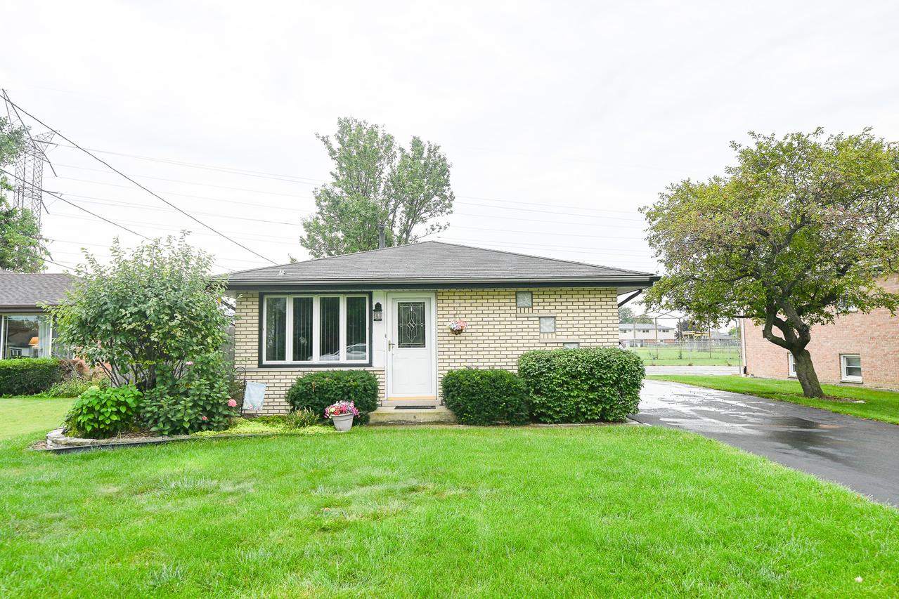 7301 W 83rd St., Bridgeview, IL 60455