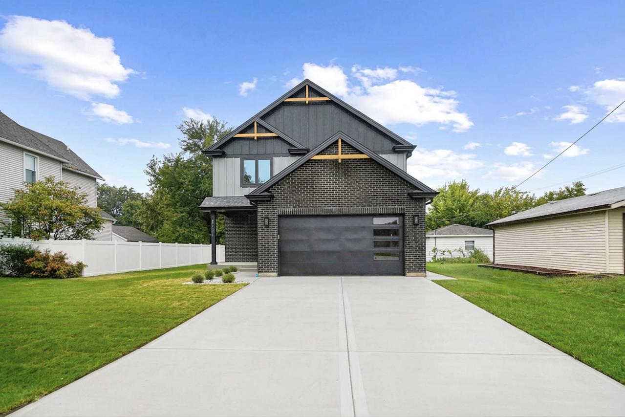 9610 W 57th St., Countryside, IL 60525