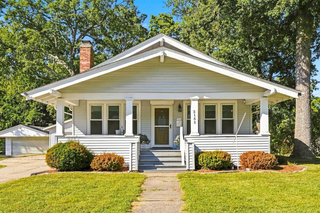 3155 18th Ave., Moline, IL 61265