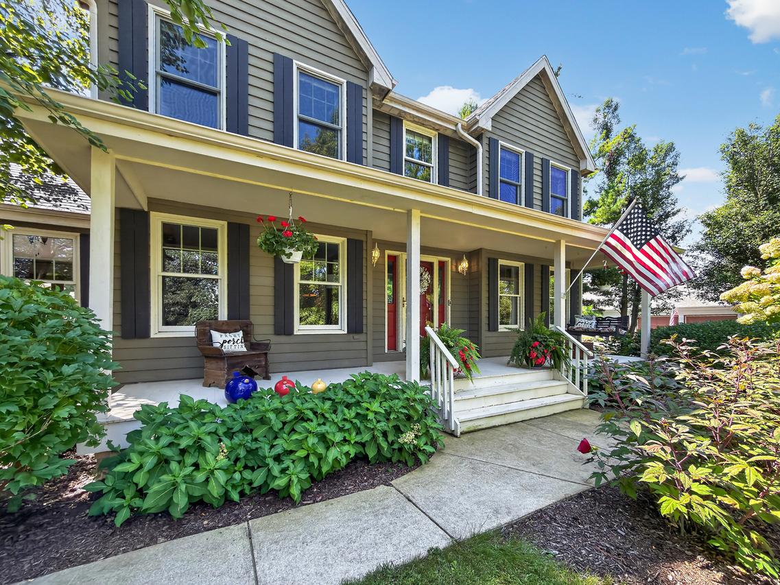 10303 E Hickory Ridge Dr., Rochelle, IL 61068