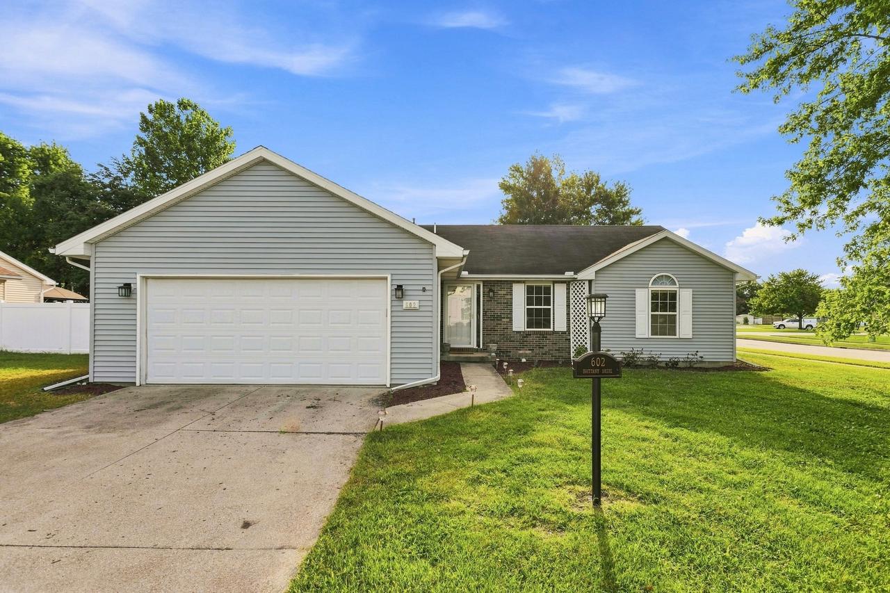 602 Brittany Dr., Champaign, IL 61822