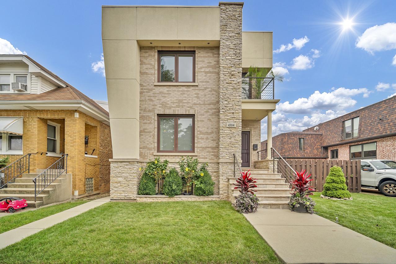 4304 N Overhill Ave., Norridge, IL 60706