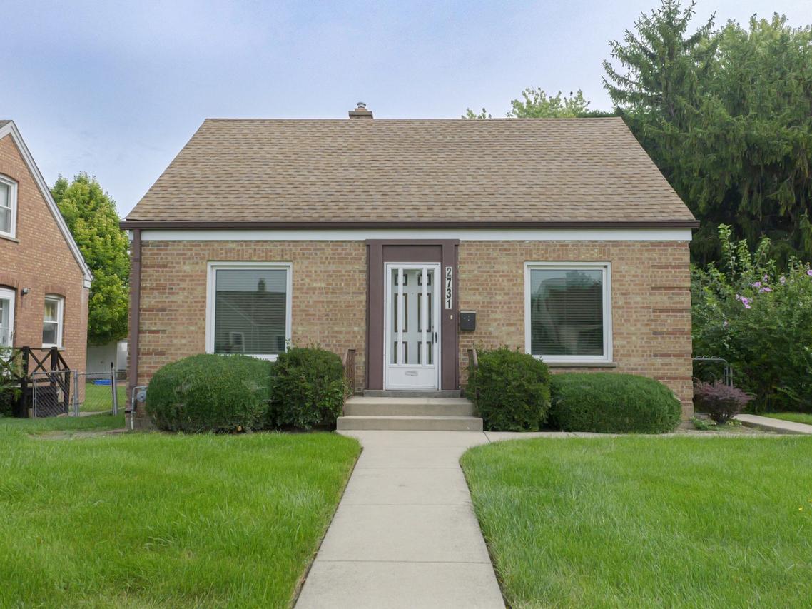 2731 Elder Ln., Franklin Park, IL 60131