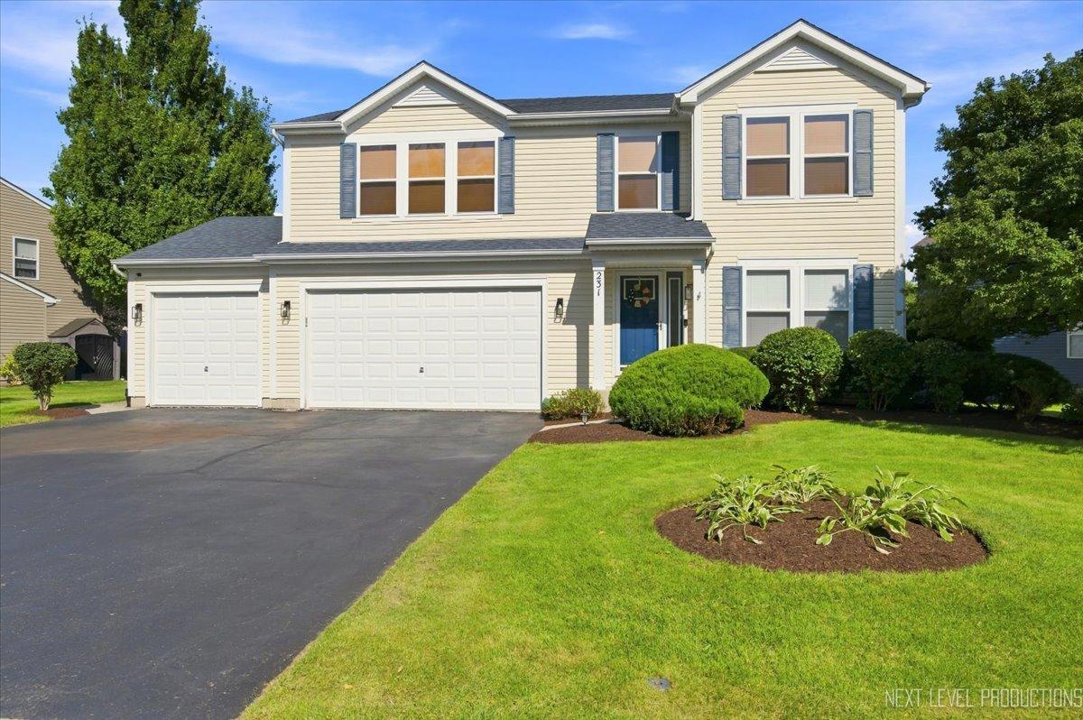 231 White Oak St., Hampshire, IL 60140