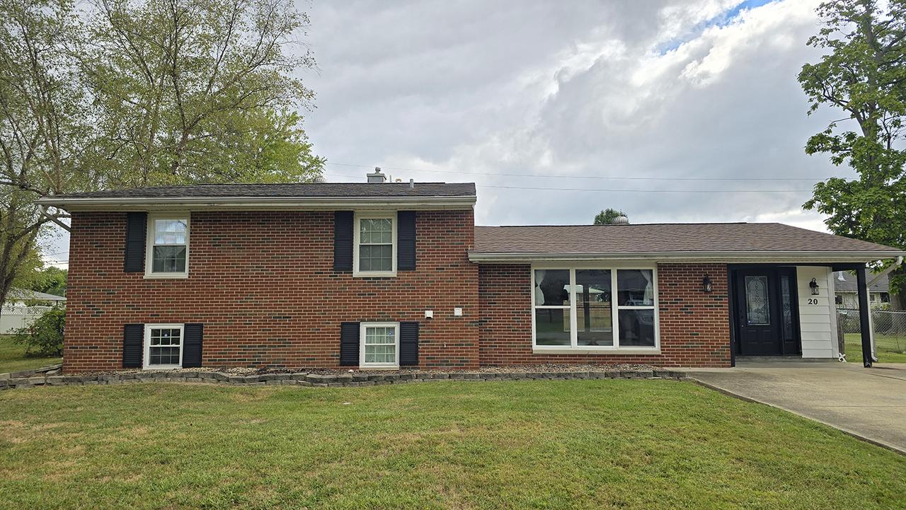 20 W Oak Park Dr., Centralia, IL 62801