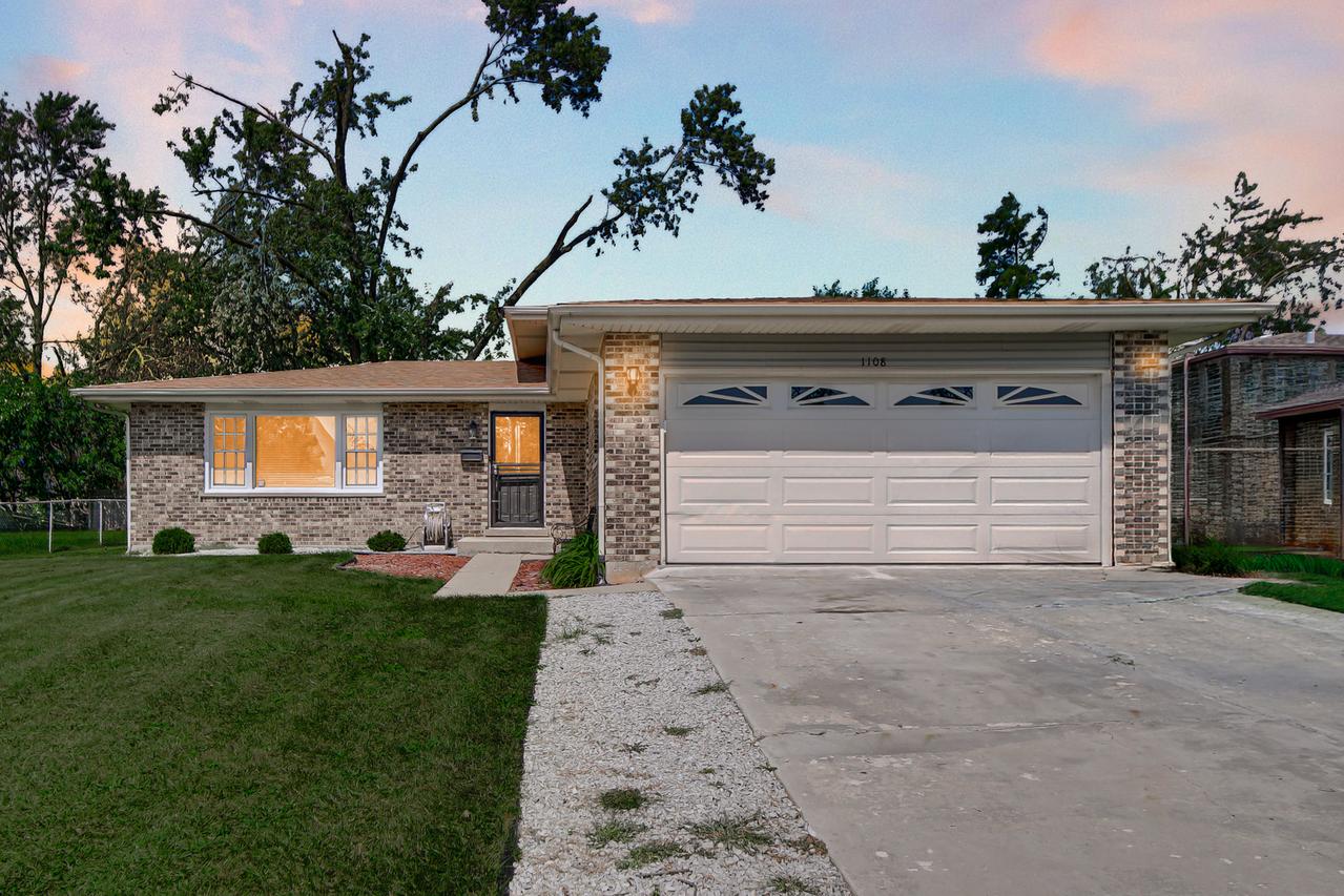 1108 Amherst Ln., University Park, IL 60484