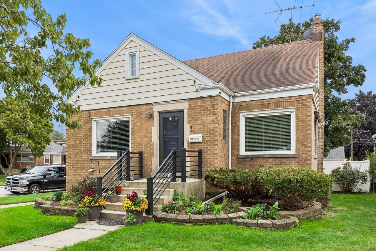 9001 W 23rd St., North Riverside, IL 60546