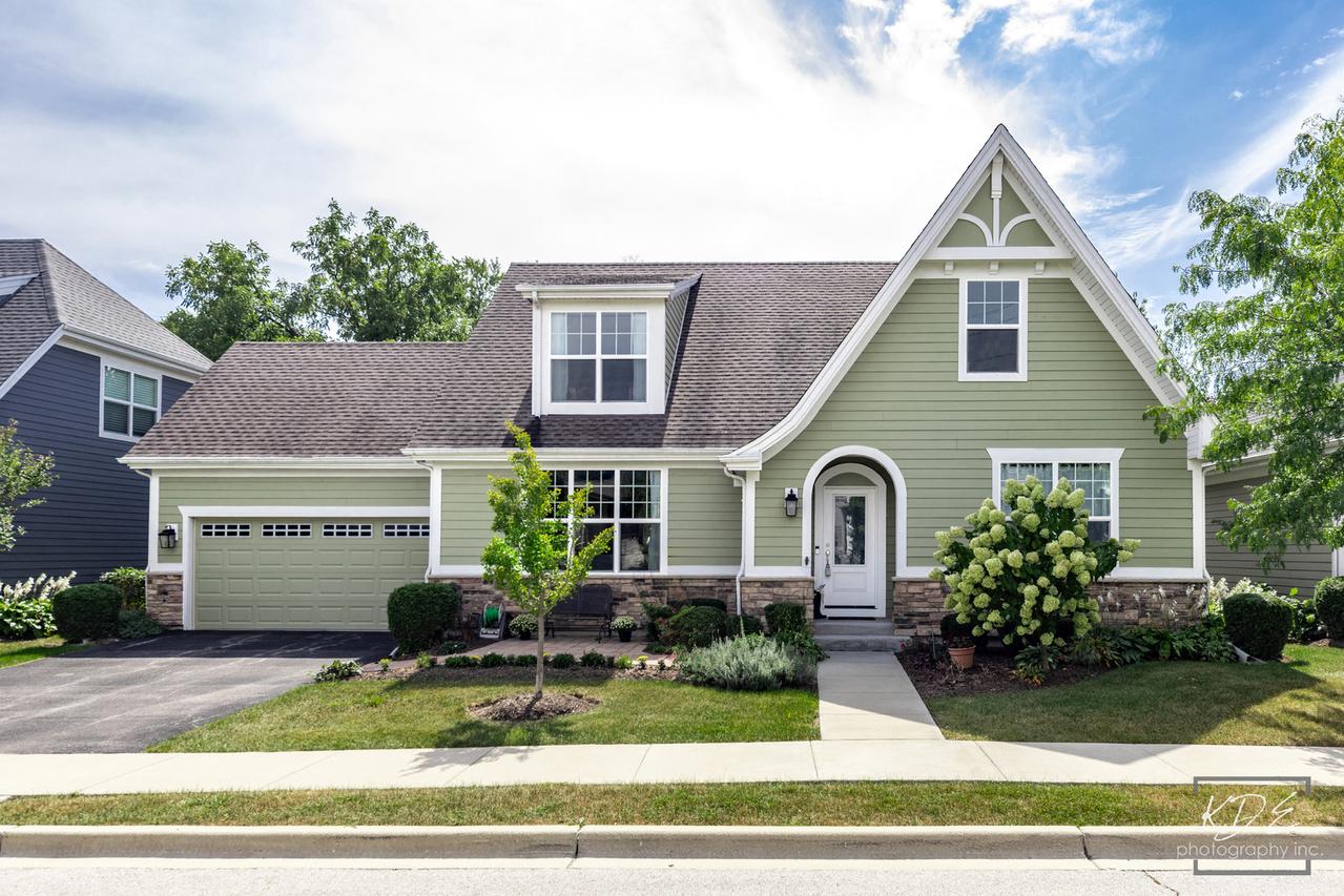 28W713 Mount St., Warrenville, IL 60555