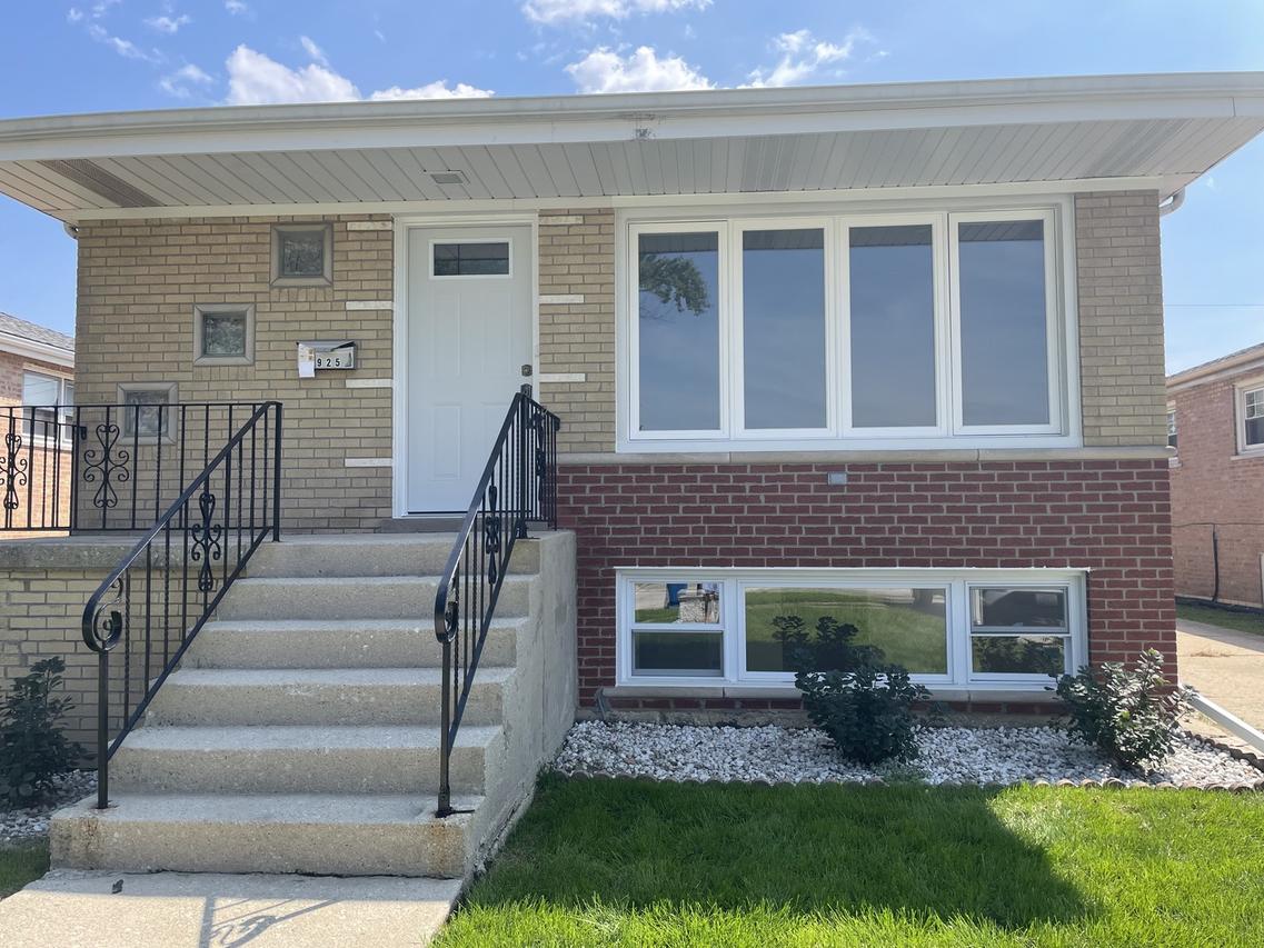 7925 Natchez Ave., Burbank, IL 60459