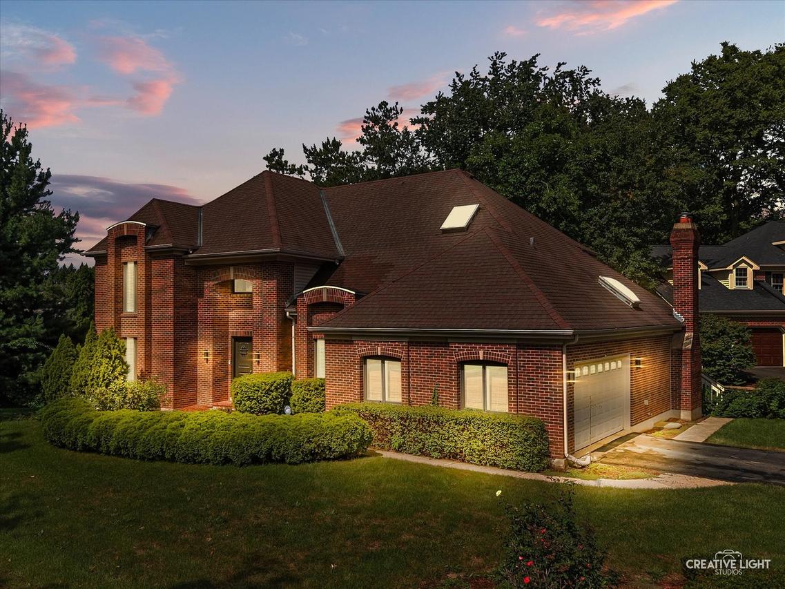 615 E Bailey Rd., Naperville, IL 60565