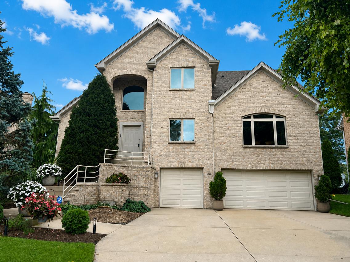 1268 N Palos Ave., Palatine, IL 60067