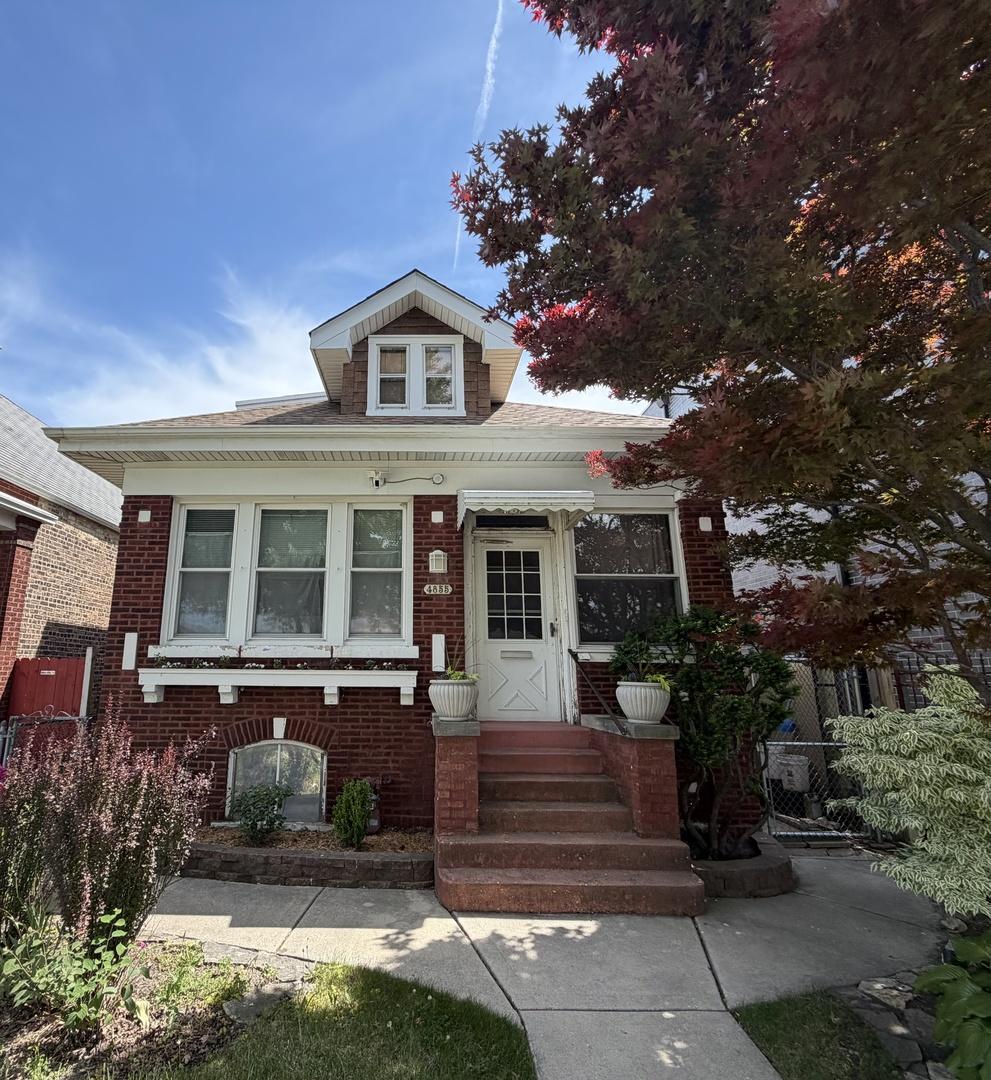 4855 W Hirsch St., Chicago, IL 60651