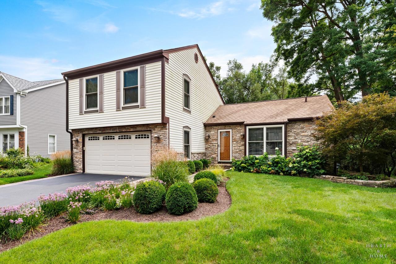 400 Old Hunt Rd., Fox River Grove, IL 60021