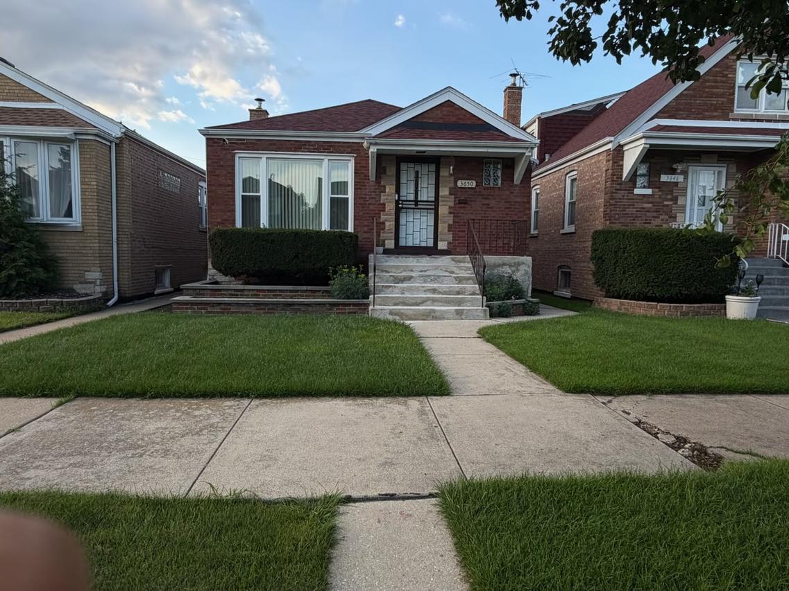 3650 W 68th St., Chicago, IL 60629