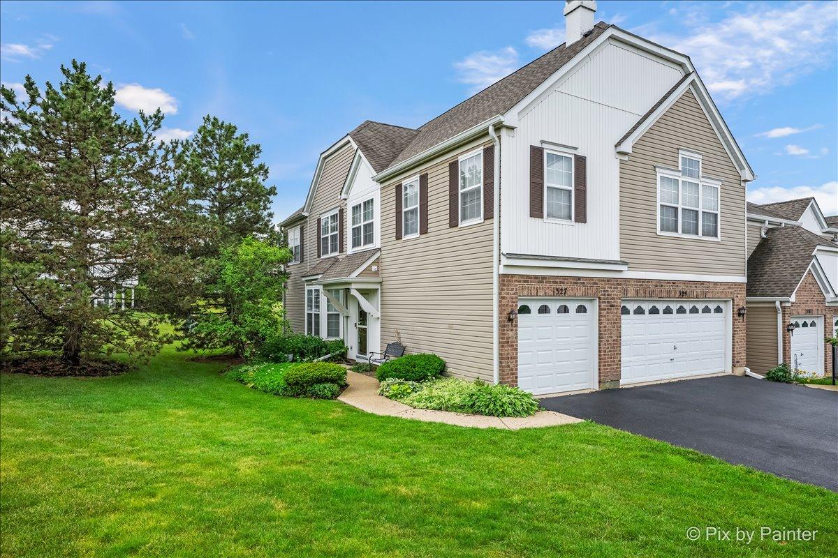 327 Gazebo Ln., Lombard, IL 60148