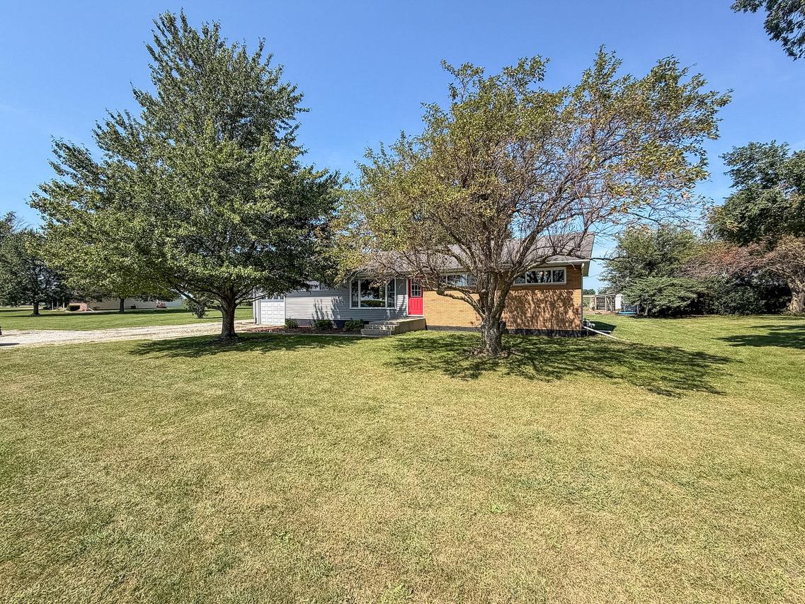 2066 County Road 3000, Rantoul, IL 61866