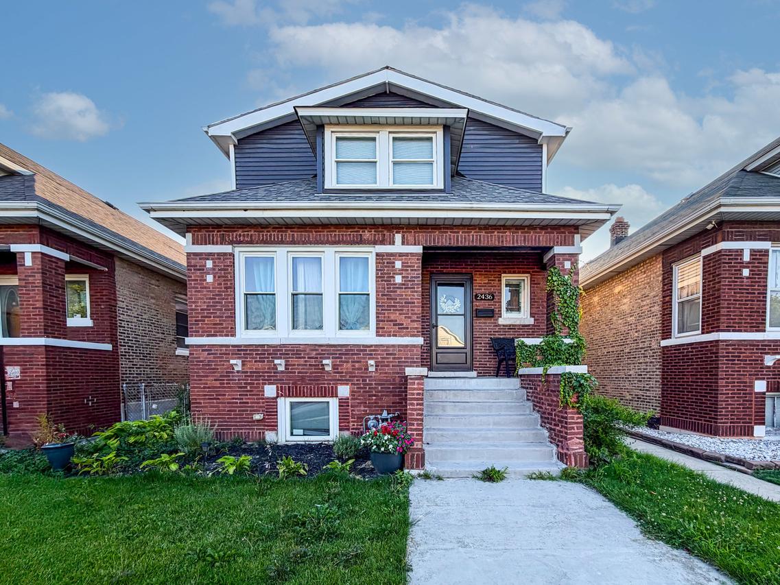 2436 Grove Ave., Berwyn, IL 60402