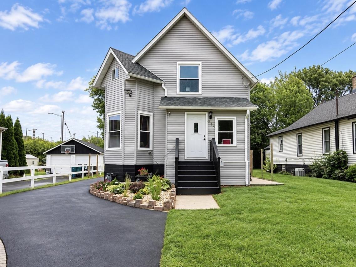 714 S Joliet St., Joliet, IL 60436